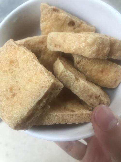 豆腐上发粘能不能做臭豆腐