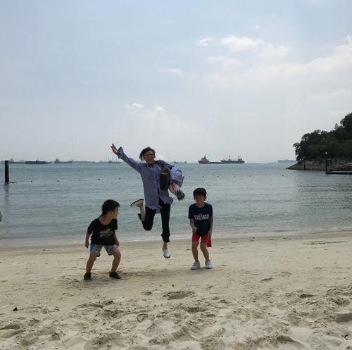 四个月宝宝手舞足蹈是什么意思