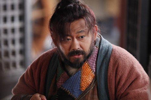 程咬金人傻钱多后面一句是啥
