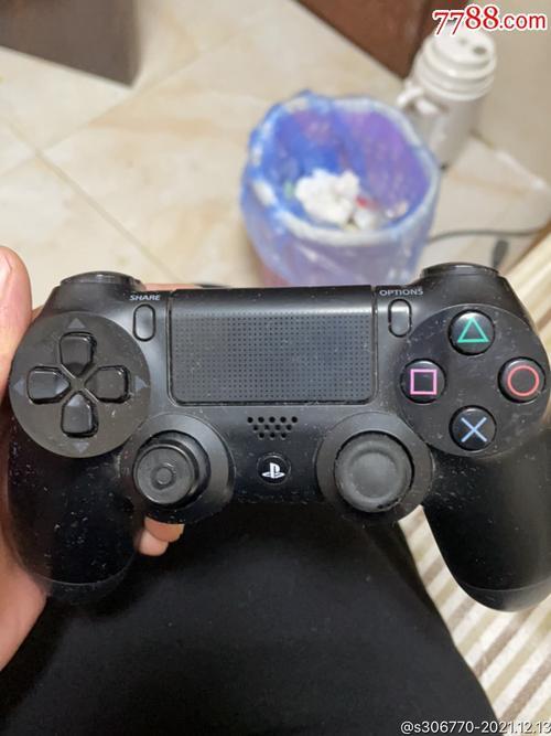 sony游戏手柄怎样充