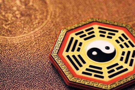 八字传统派与新派的区别