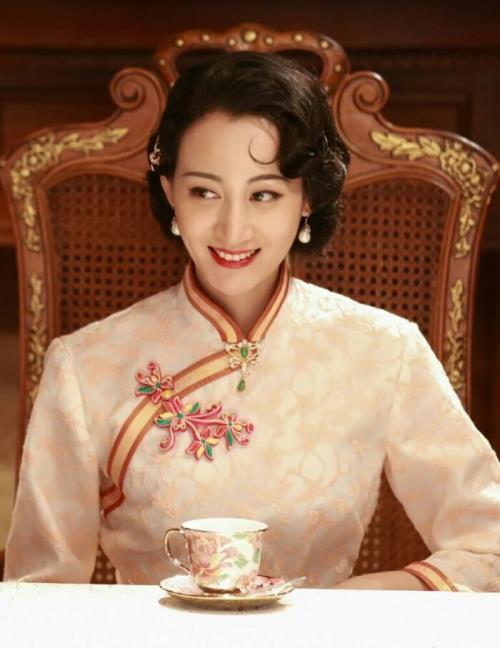 姚佳佳扮演者