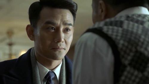 伪装者梁仲春的扮演者是谁