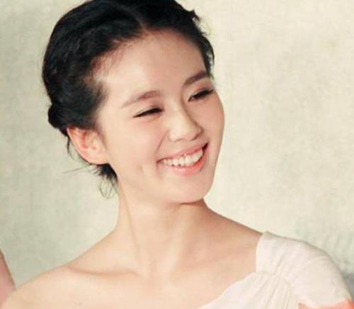 新生儿梨涡指的是哪里