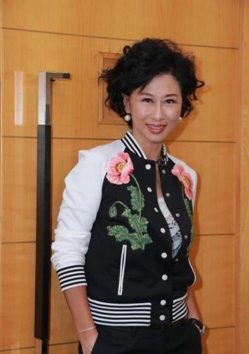 叶倩文实际身高多少