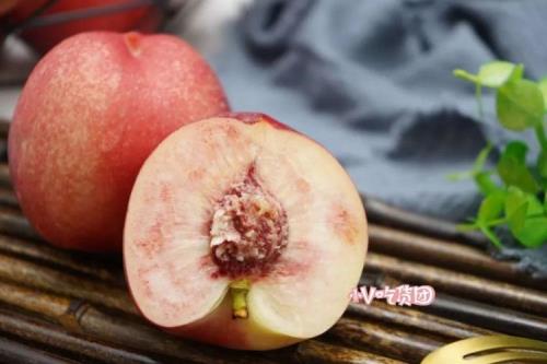 形容桃子又大又甜的文案
