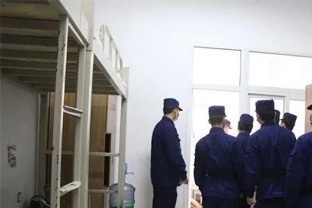 校护什么意思