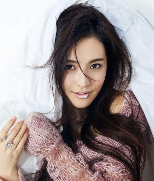 卧虎邱天吻梅子姐