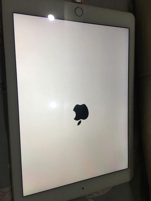 ipad2充电后开机没反应