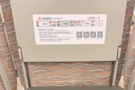 高铁两个行李箱怎么拿