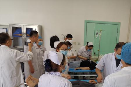 交通事故去医院挂什么科