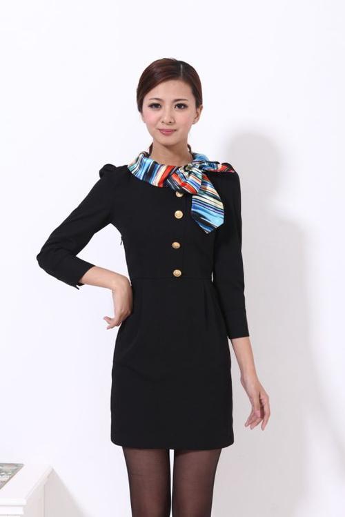 服务员可以穿裙子上班吗