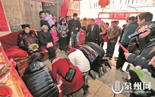过寿磕头的正确方法
