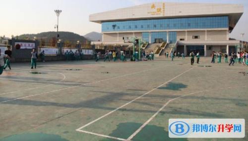 汇川中学学费多少