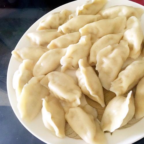 冰冻的饺子怎么做蒸饺