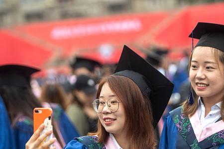 武汉大学可以提前毕业吗