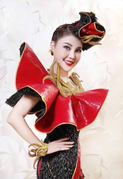 乌兰图雅生小孩没