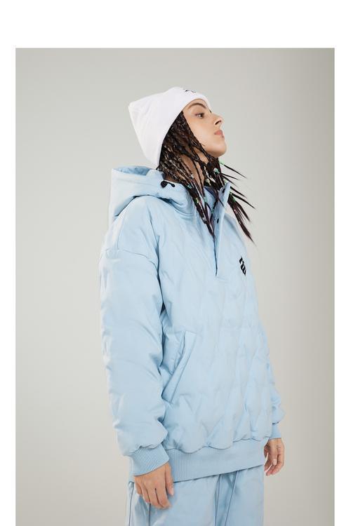 wear后加什么