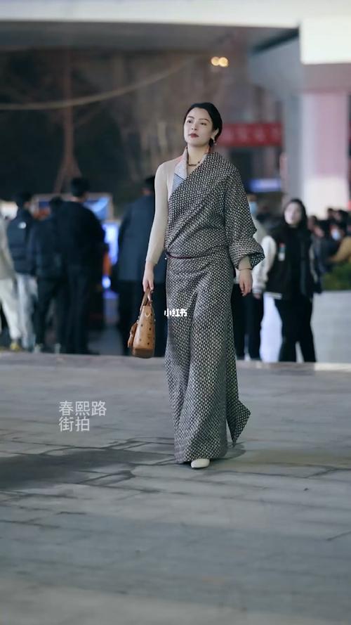 春熙路为什么这么多藏族人