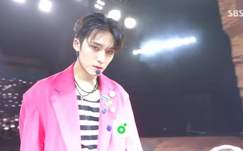 seventeen的hot为什么只有两个一位