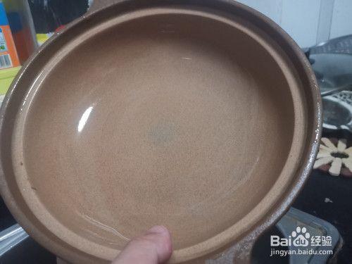 砂锅能直接放油炒菜吗