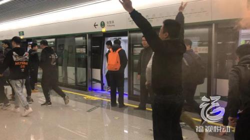 为什么地铁逃生测试服玩不了