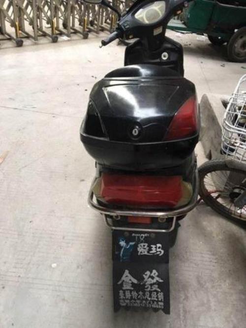 爱玛电动车剩三格电能骑多久