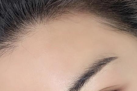 眉毛是前面浓还是后面浓