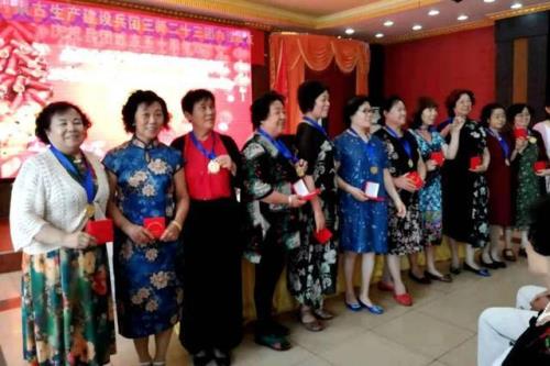老乡异地团聚打油诗