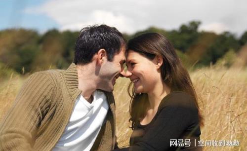 为什么亲嘴时对方嘴里是凉的
