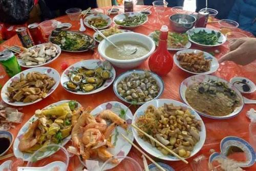 舅舅和舅公哪个坐上席