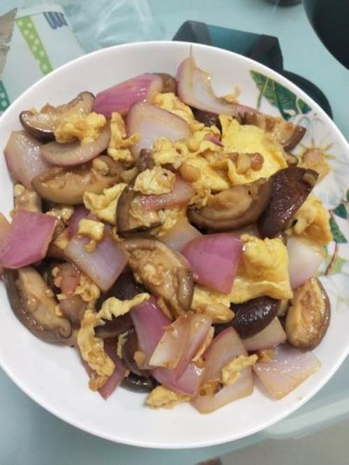 鸡蛋炒元葱的家常做法