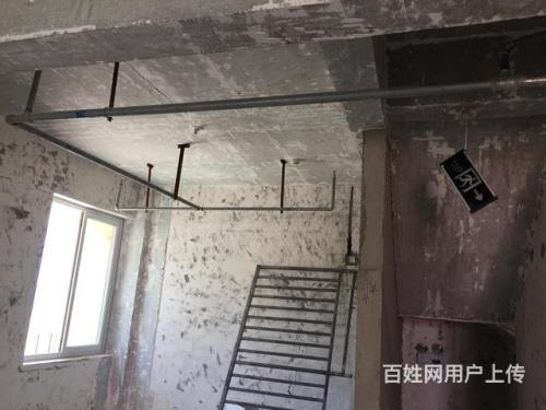 消防喷淋喷水被撞破如何处理