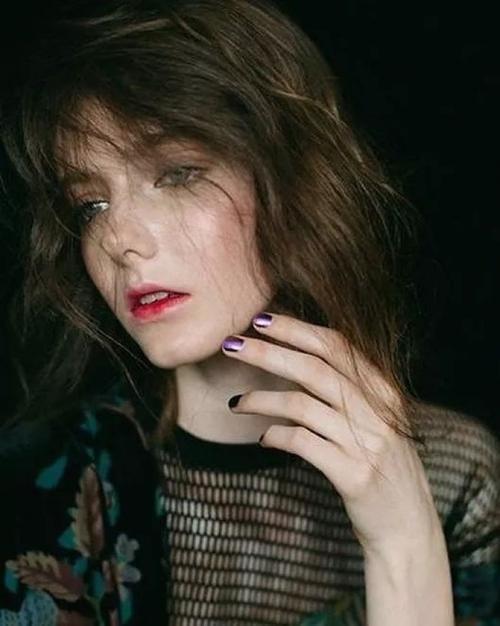 莎凡娜在哪一部电影中演女精灵