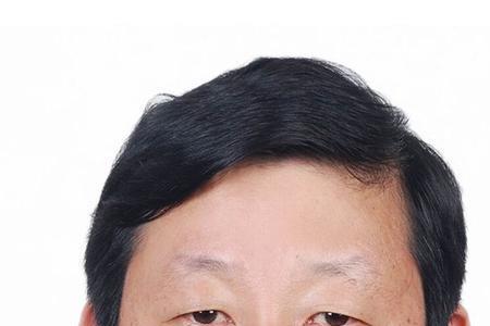 郜露雅读音