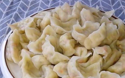 什么和白菜搭配包饺子好吃