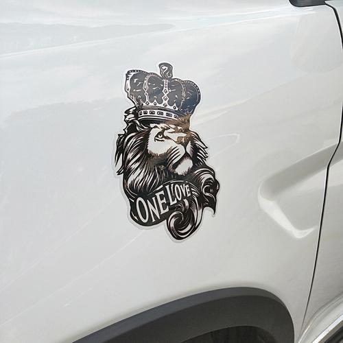 两个狮子抱着一个圆球是什么车