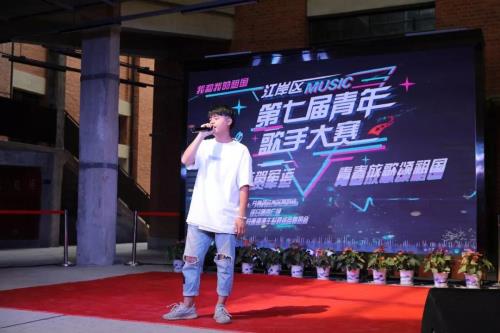 如何在校园青歌赛中弘扬正能量