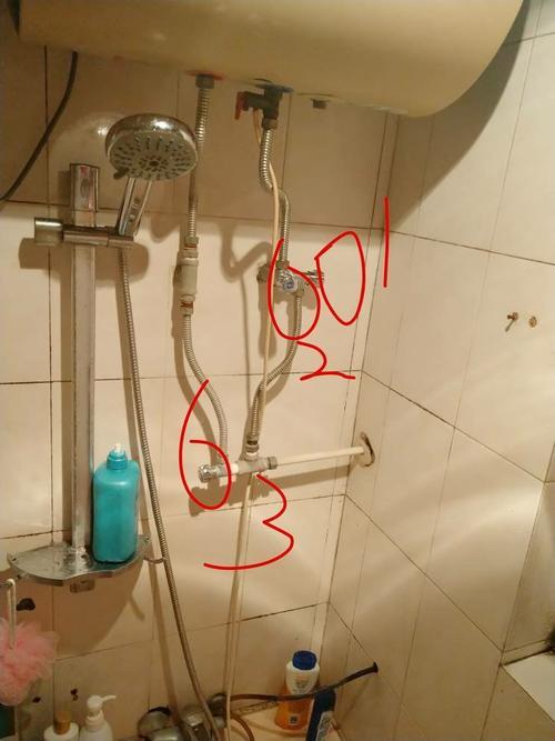 插电热水器怎么上水