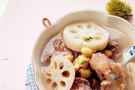 羊肉莲藕汤的做法