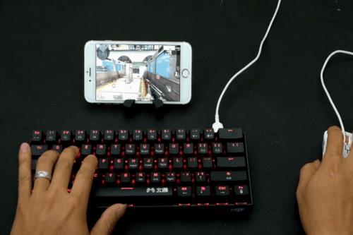 端游吃鸡开麦按哪个键