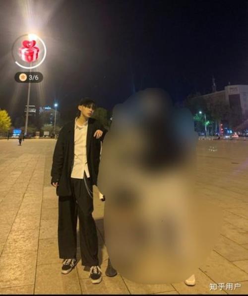 一般评论自己帅哥，怎么回答