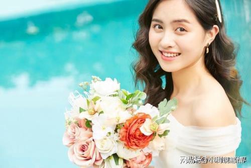 女人跟网友说老公丑什么意思
