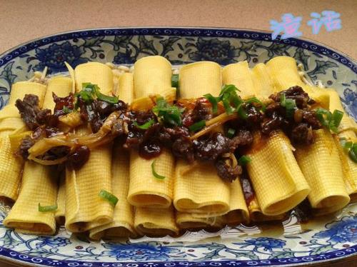 黄磊炸金针菇豆皮的做法