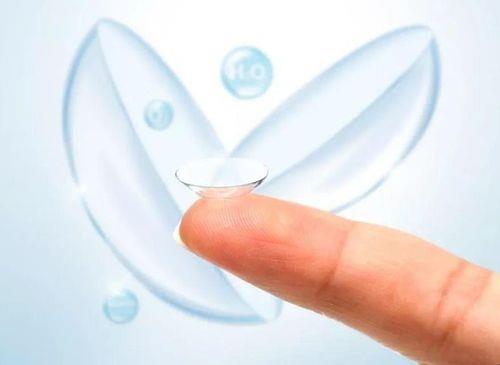 戴隐形眼镜可以在水下睁眼吗