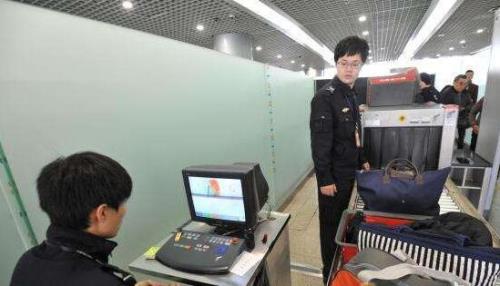 带银元能通过安检了不