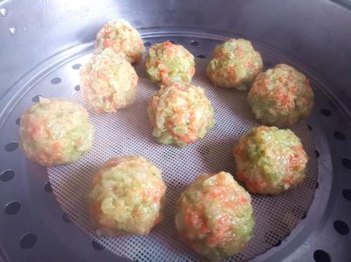 清蒸萝卜丸子配的蘸料