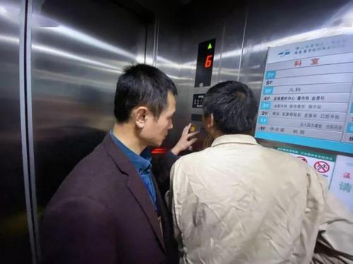 电梯半年没维护保养还允许用吗