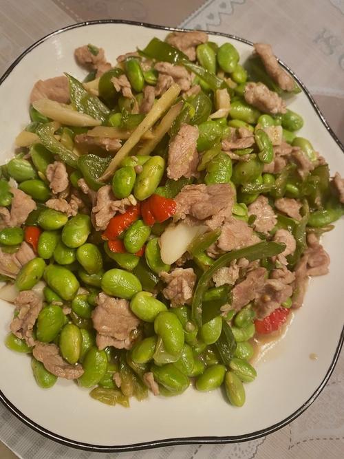 青豆炒猪肉的家常做法