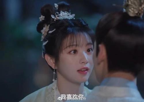 山峥海薇拦腰吻第几集